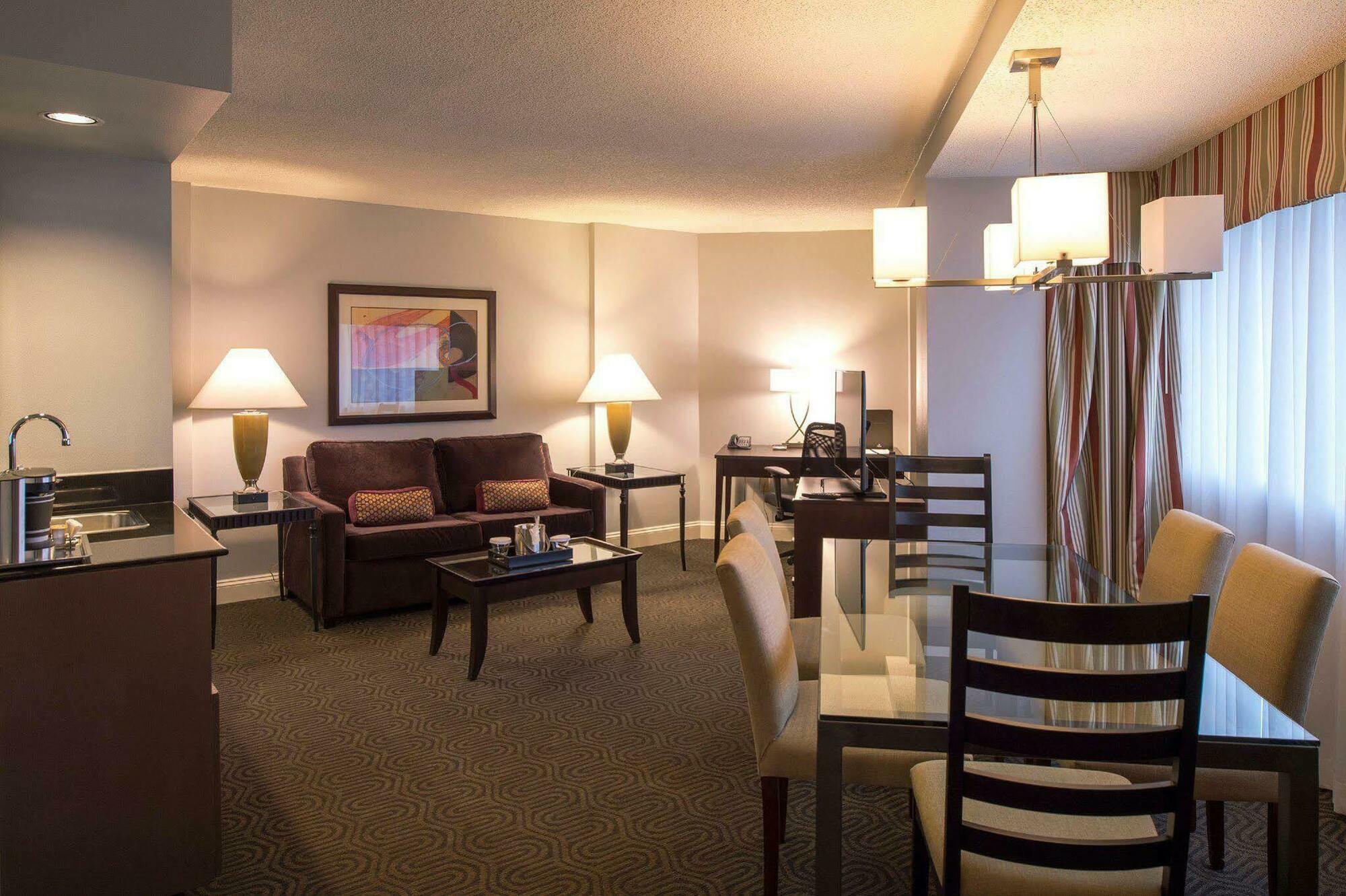 Hilton Hotel Brentwood